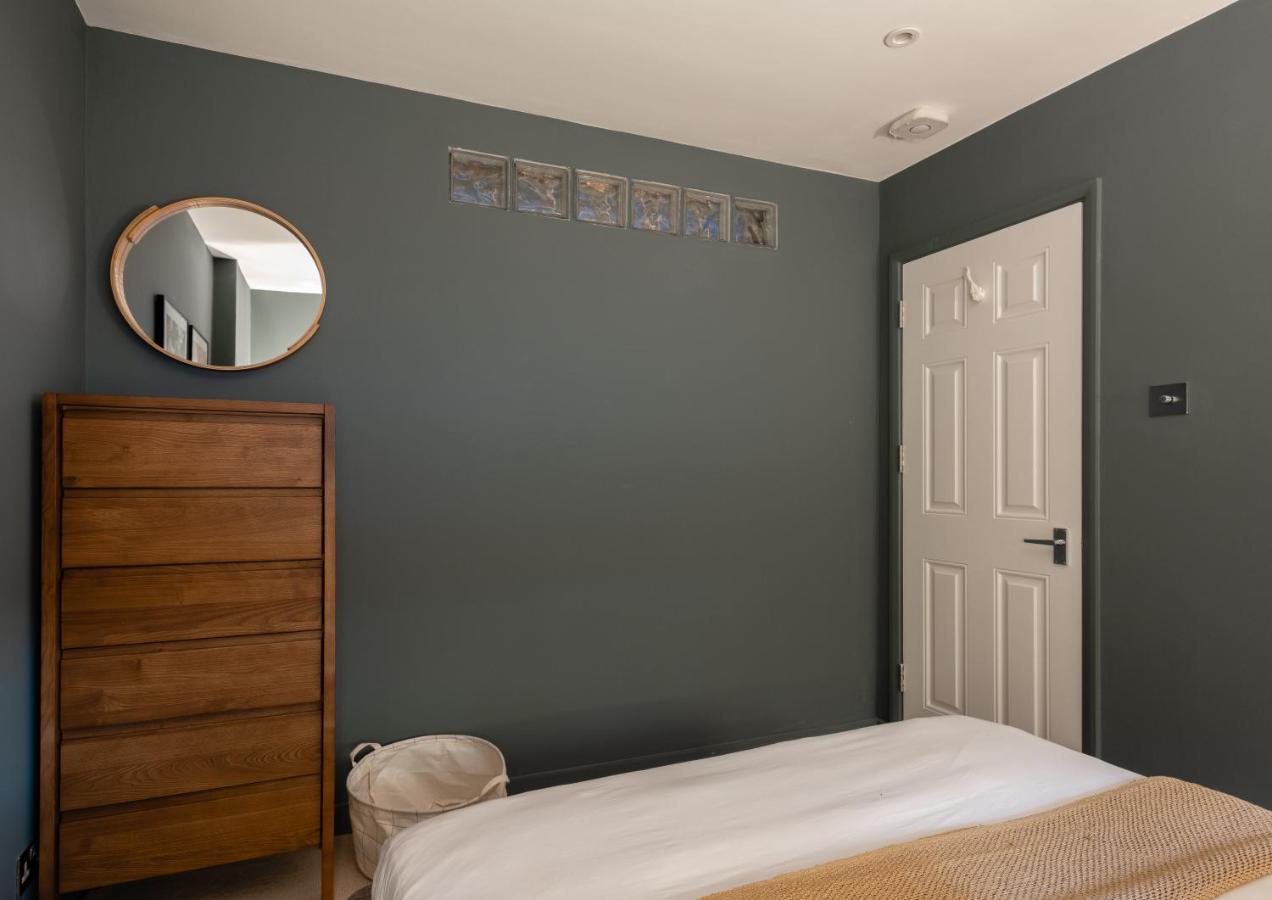 The Heart Of Shepherds Bush - Modern 2Bdr Apartment With Garden London Exterior foto